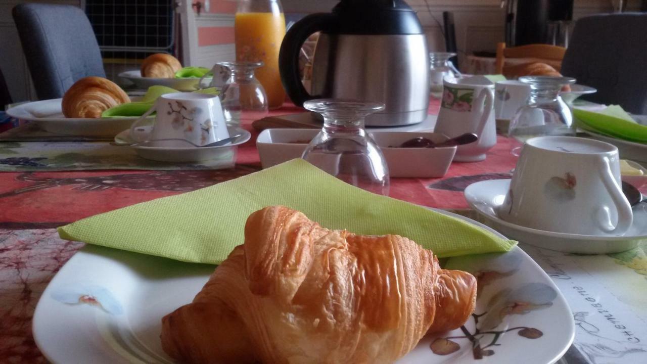 Bed and Breakfast L'Escale Fleurie Vincelles  Экстерьер фото
